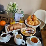 Chateau De Bayssan Guest house 4*