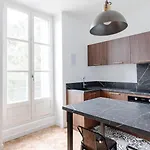 Guest house Chateau De Bayssan 4*