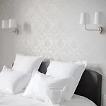 Chateau De Bayssan Guest house Beziers