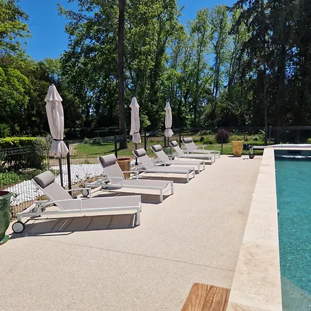 Chateau De Bayssan Guest house 4*